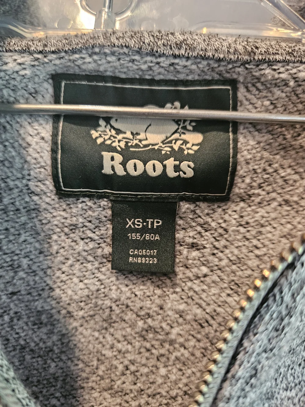 Roots Women's Grey Half-Zip Pullover Sweatshirt - Picture 3 of 3